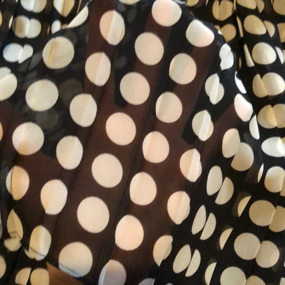 BCBGeneration polka dot pleated skirt - Picture 4 of 4